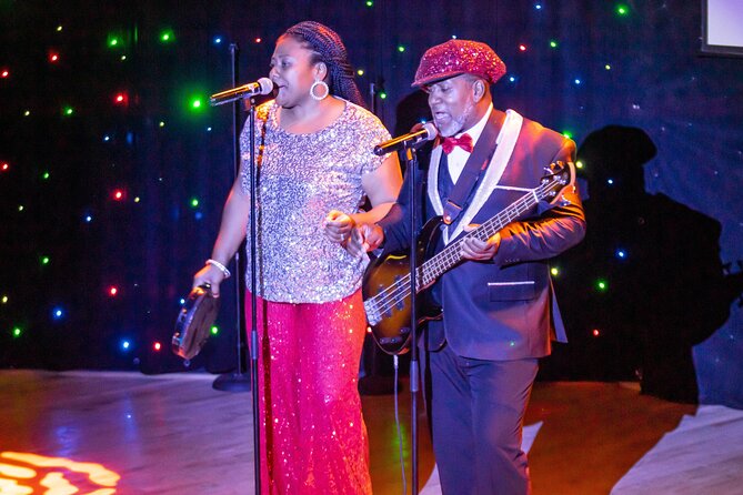 Original Motown Tribute Show - The small theater is both strength and weakness