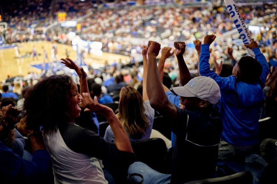Orlando: Orlando Magic NBA Basketball Tickets - Entering Kia Center one hour before tip-off