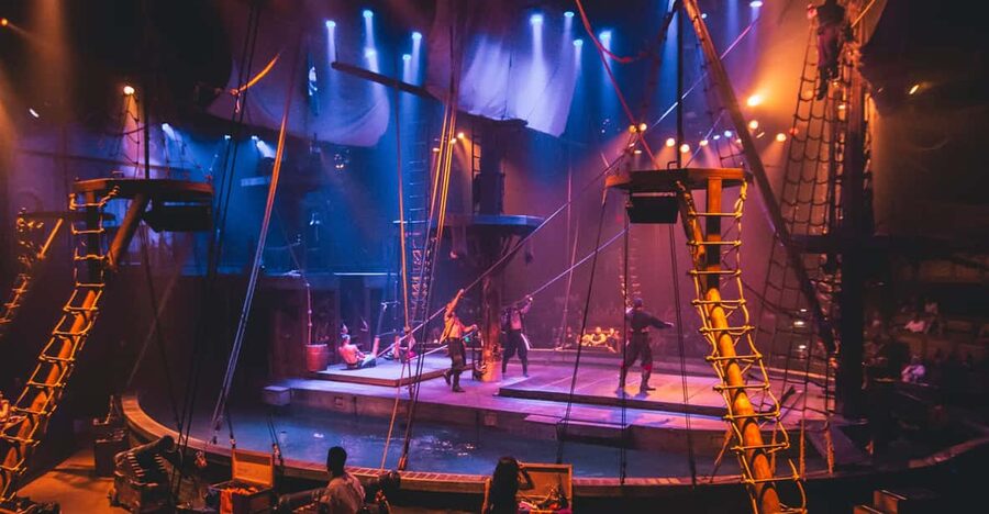 Orlando: Pirates Adventure Dinner Show with Drinks - Key points before you book