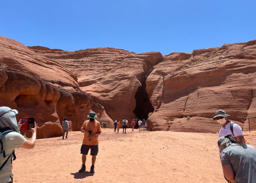 Page: Upper Antelope Canyon Sightseeing Tour w/ Entry Ticket - Crowds, comfort, and what to bring