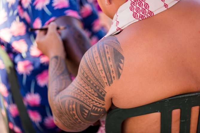 Paradise Cove Luau - Getting there from Waikiki
