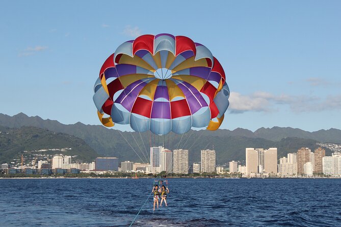 Parasailing Experience in Waikiki, HI - Meeting at Kewalo Basin and getting ready