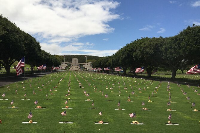 Pearl Harbor, USS Arizona Memorial & Honolulu City Tour - The USS Arizona visit is short but powerful