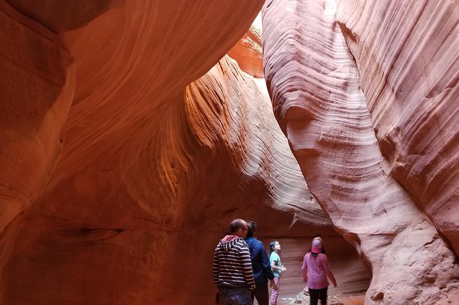 Peek-A-Boo Slot Canyon Tour UTV Adventure (Private) - A private route to Peek-A-Boo Slot Canyon