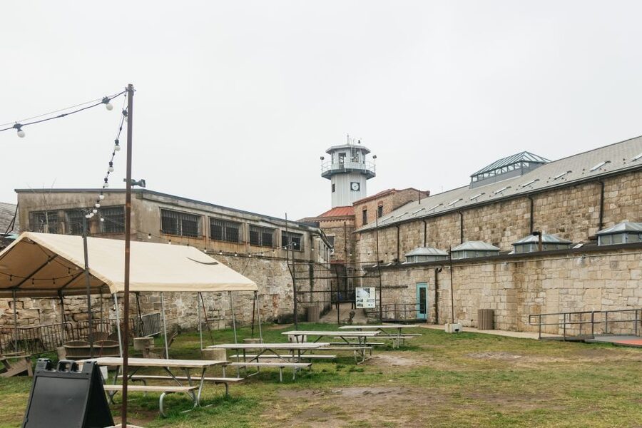Philadelphia: Eastern State Penitentiary Admission - Getting there and preparing for the visit