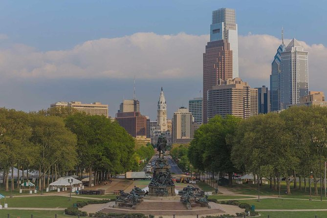 Philadelphia Hop-On Hop-Off City Tour - Stops 11 to 17: The Philadelphia Museum of Art and Rittenhouse Square
