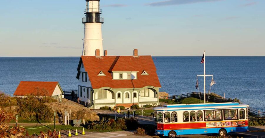 Portland: Trolley City Tour with Portland Head Light Stop - Crossing to Fort Williams Park and Portland Head Light