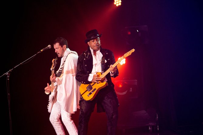 Purple Reign: The Prince Tribute Show at Planet Hollywood - Choosing a seat at V Theater