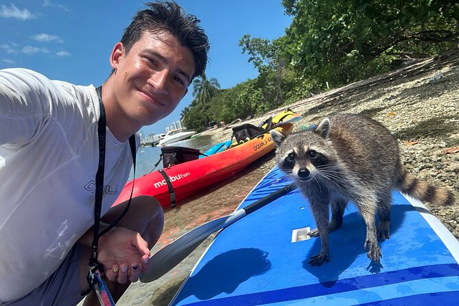 Raccoon Island: Exploration on SUP/Kayak - The boat ride to Sandspur Island