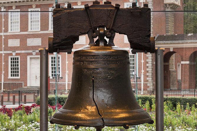 Revolution and the Founders: History Tour of Philadelphia - Congress Hall and the early presidency