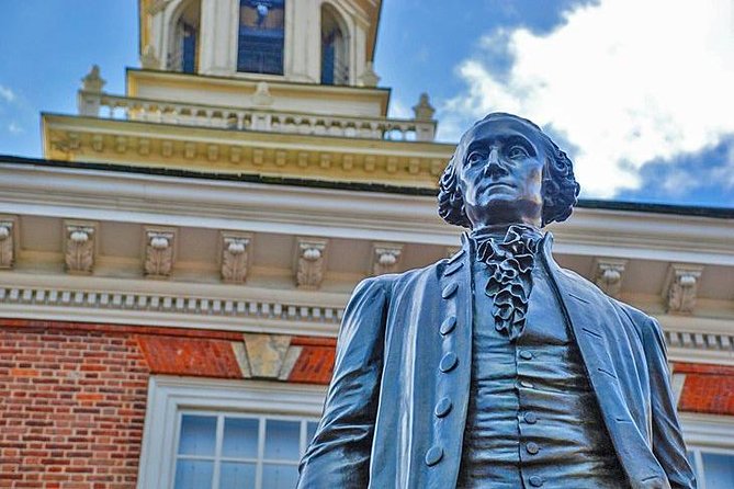 Revolution and the Founders: History Tour of Philadelphia - Franklin’s post office and a surviving colonial detail