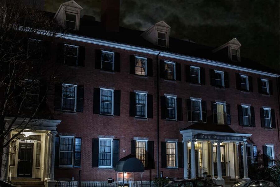 Salem: Boos and Brews Haunted Pub Crawl - Is $30 a fair price?
