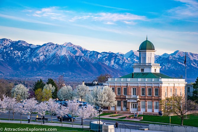 Salt Lake City Guided Bus Tour - What the timing and vehicle mean for you