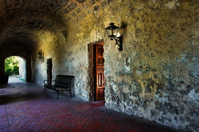 San Antonio Missions UNESCO World Heritage Sites Tour - The Espada Aqueduct in five minutes