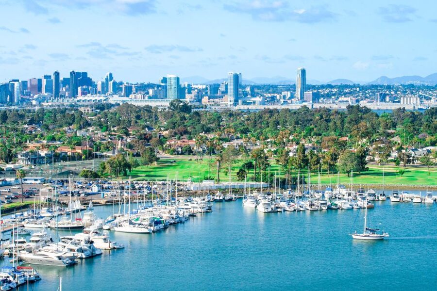 San Diego: Hop-on Hop-off Narrated Trolley Tour - One day or two days?