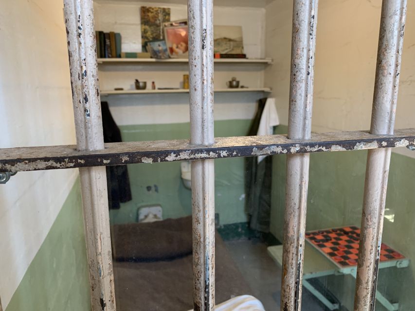 San Francisco: Alcatraz with San Francisco Bay Cruise - Allow time for the island beyond the cellhouse