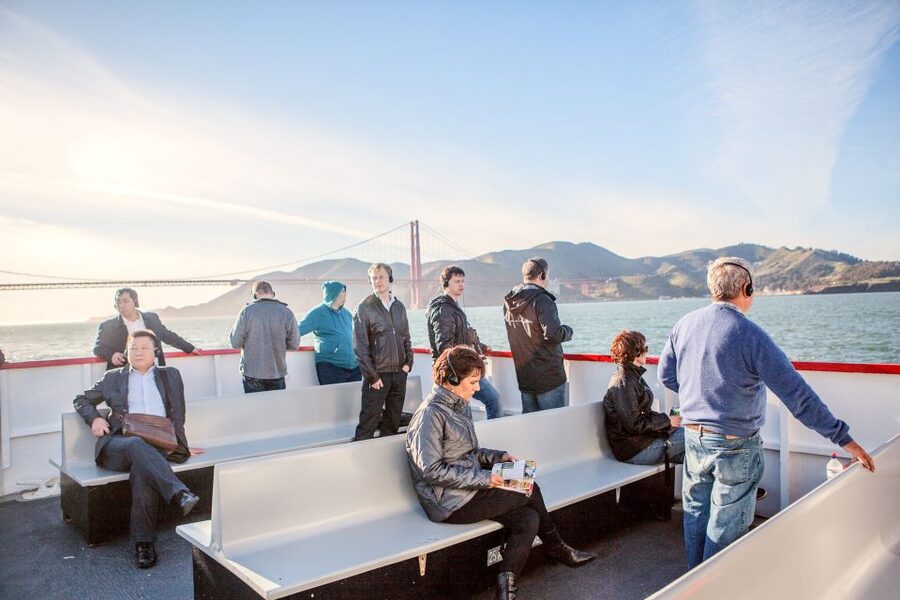 San Francisco: Golden Gate Bay Cruise - Cruising close to Alcatraz Island