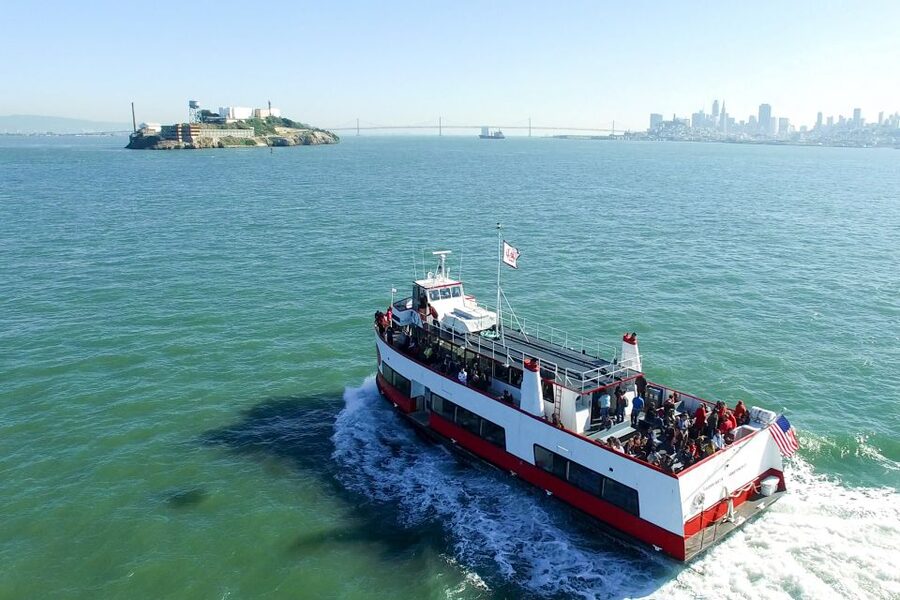 San Francisco: Golden Gate Bay Cruise - Seating, comfort, and the onboard atmosphere