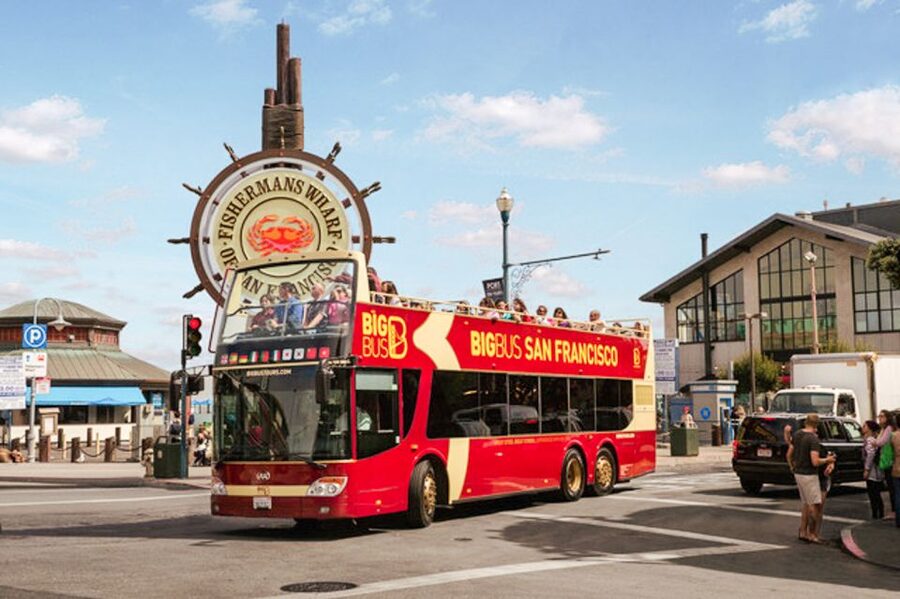 San Francisco: Hop-On Hop-Off Sightseeing Tour with 17 Stops - Key points to know before you board