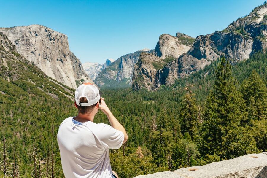 San Francisco: Yosemite National Park & Giant Sequoias Hike - Guides are a major part of the experience