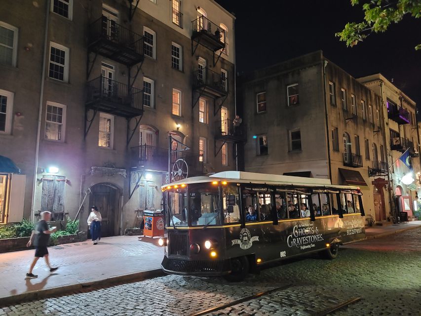 Savannah: Ghosts and Gravestones Tour with Low House Entry - Key points to know before booking