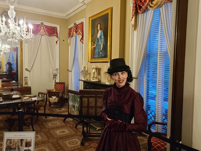 Savannah: Ghosts and Gravestones Tour with Low House Entry - Why the trolley is the right way to see Savannah after dark