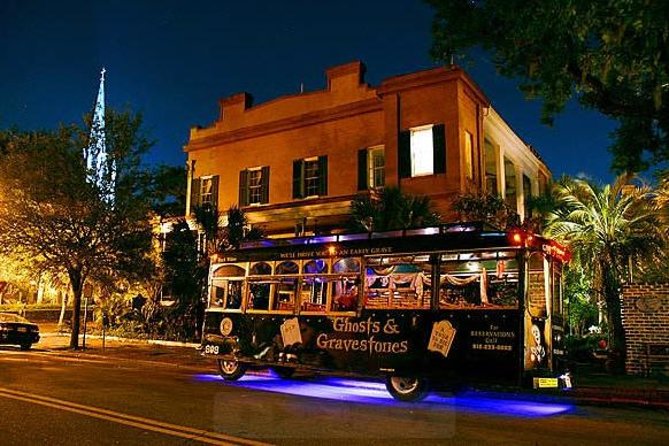 Savannah Ghosts & Gravestones Trolley Tour - How scary and theatrical is the experience?
