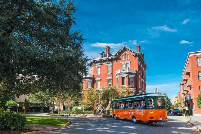Savannah Hop-On Hop-Off Trolley Tour - Why the trolley works well in Savannah