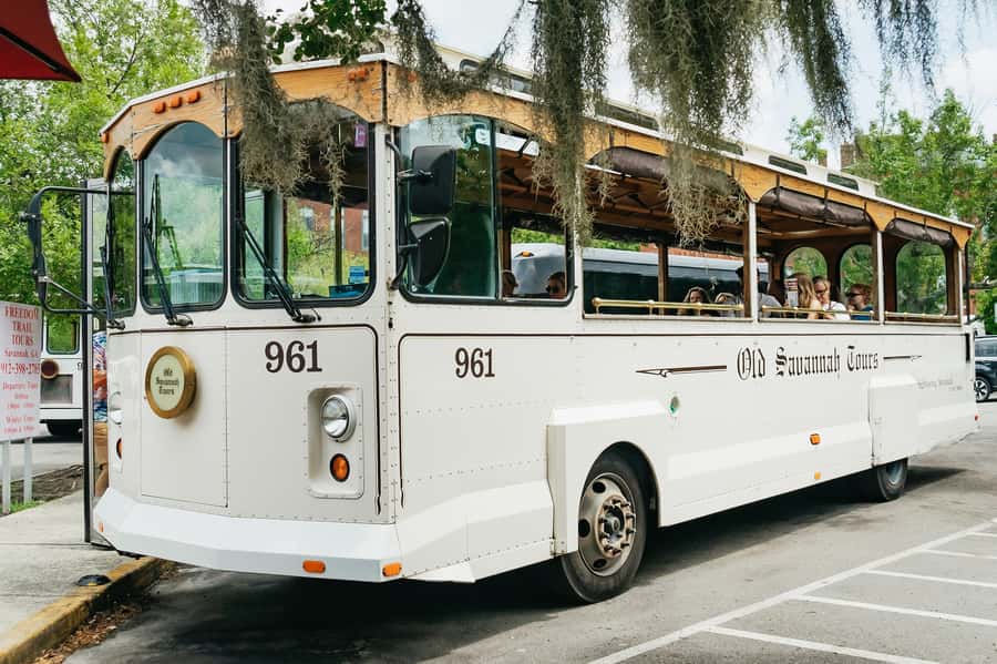 Savannah: Old Savannah Tours Historic Overview - Why this trolley ride is a useful first look at Savannah
