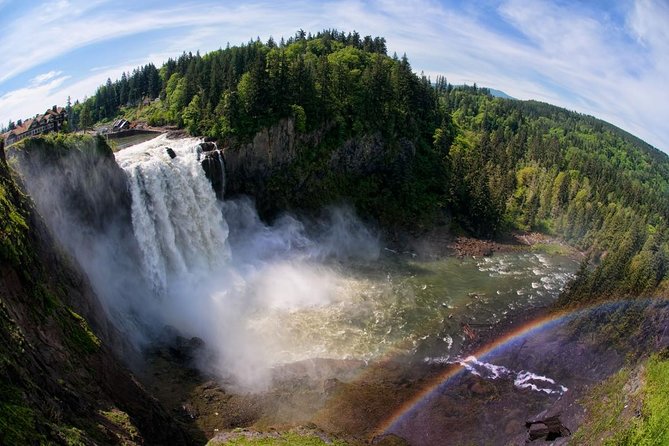 Seattle City and Snoqualmie Falls Half-Day Guided Tour - Starting at Pike Place and crossing old Seattle