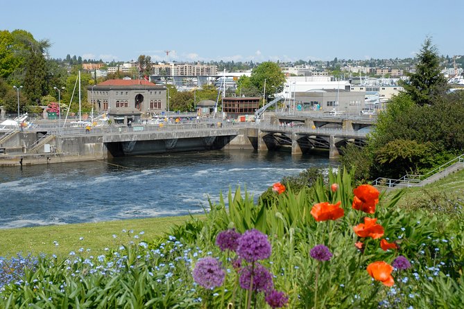 Seattle City Highlights Tour - From Pike Place to Pioneer Square