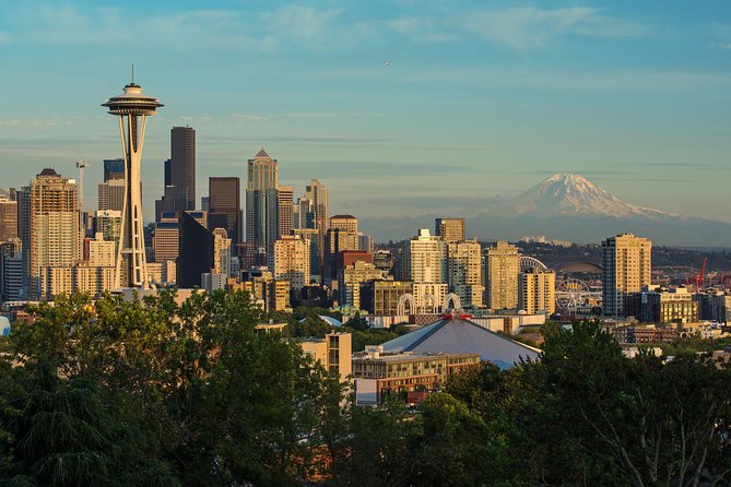 Seattle: City Highlights Tour - Starting near MoPOP and Seattle Center