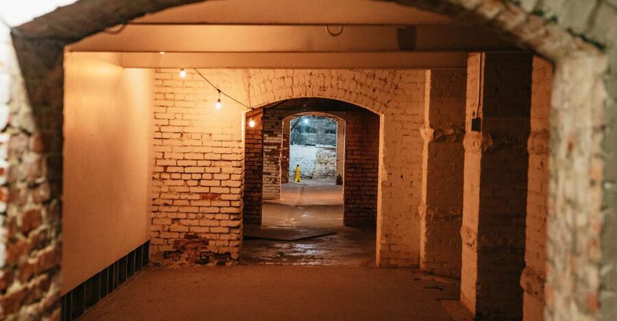Seattle: Guided Underground Walking Tour - The Seattle Fire and the city’s second chance