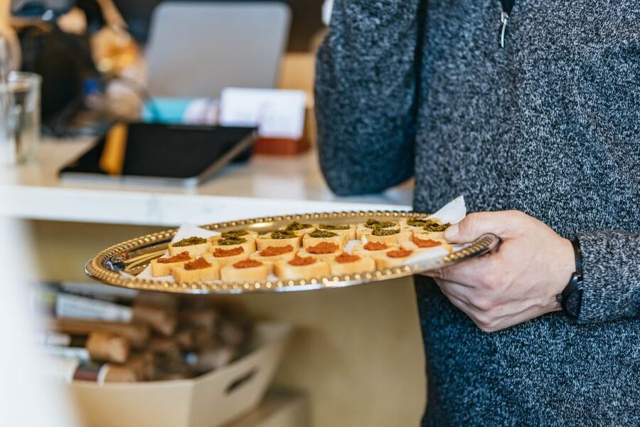 Seattle: Pike Place Market Chef-Guided Food Tour - Who should book this Pike Place food tour?
