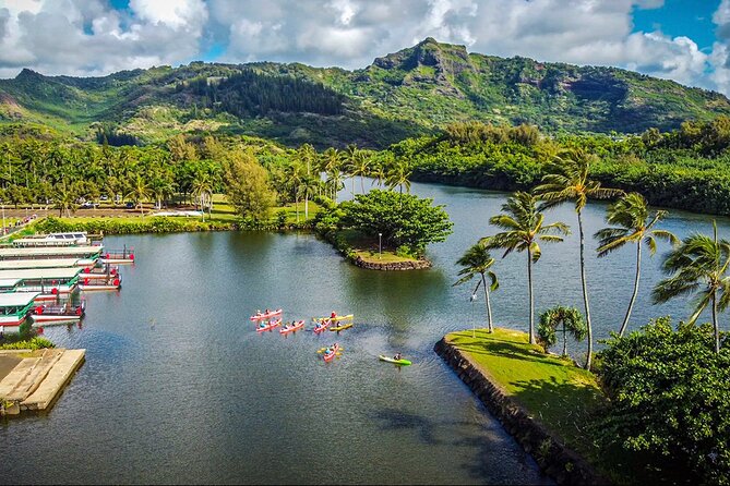 Secret Falls Kayak & Hike Guided Adventure on the Wailua River - Checking in at Coconut Marketplace