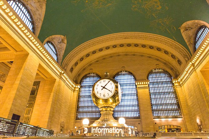 Secrets of Grand Central Station Walking Tour New York City - The main concourse and the station’s design