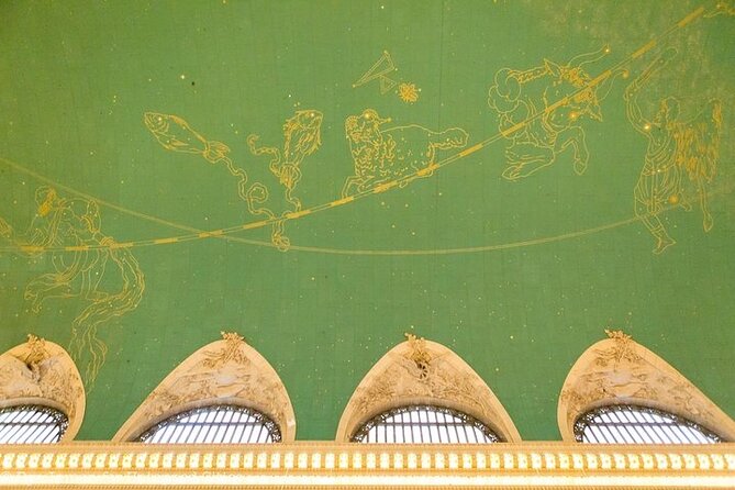 Secrets of Grand Central Station Walking Tour New York City - The details you might miss alone