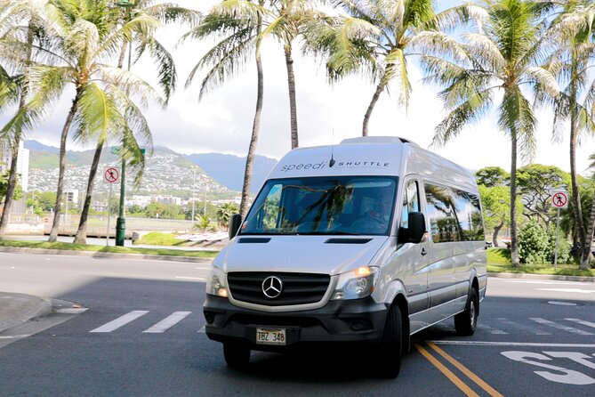Shared Round-Trip Transfer: Honolulu Airport to Hotel or Cruise Terminal - Drivers add local flavor when the timing is right