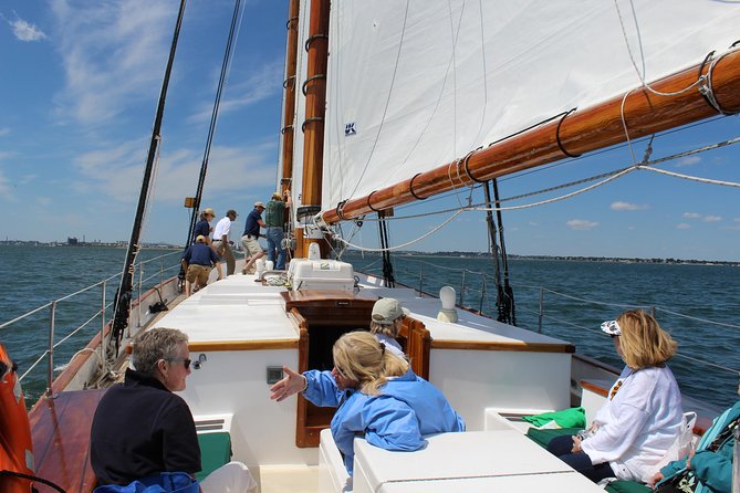 Sightseeing Day Sail around Boston Harbor - The crew makes the difference