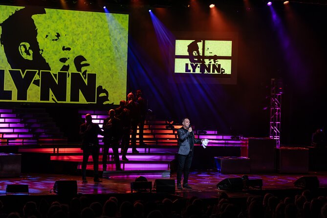 SIX Show in Branson - Theater timing and ticket pickup