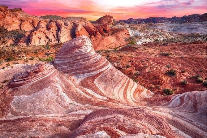 Small Group: Valley of Fire Half Day Tour from Las Vegas - Atlatl Rock and ancient carvings