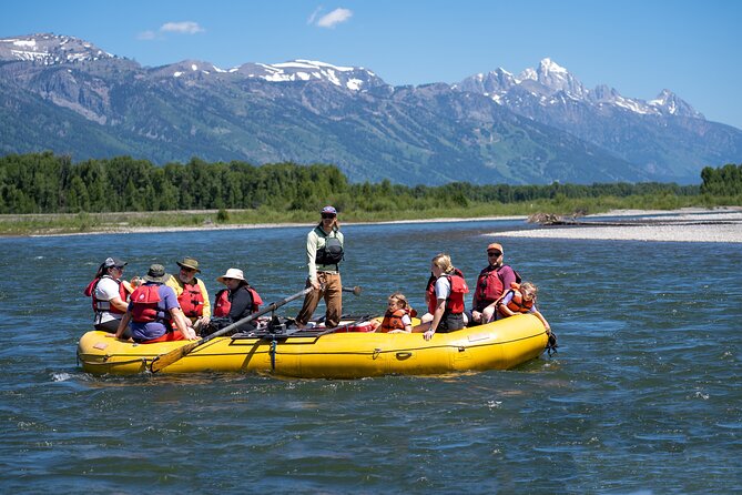 Snake River Scenic Float Trip with Teton Views in Jackson Hole - Weather, clothing, and practical planning