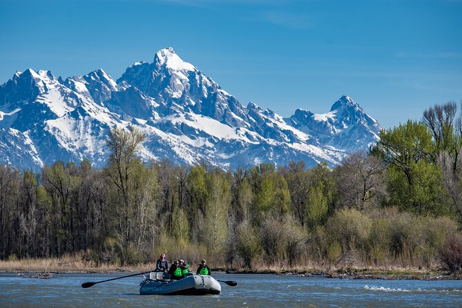 Snake River Scenic Float - Wildlife is possible, not promised