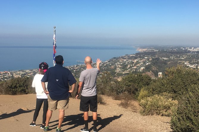 SoCal Riviera Electric Bike Tour of La Jolla and Mount Soledad - Neighborhood streets, plants, and a quieter side of La Jolla
