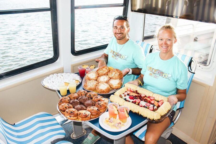 South Maui: Molokini Snorkeling Adventure - Lunch, drinks, and the ride back