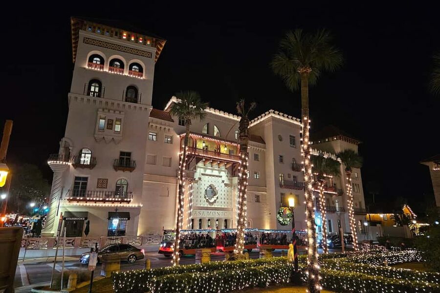 St Augustine: Nights of Lights Trolley Tour - Parking and check-in can shape the whole evening