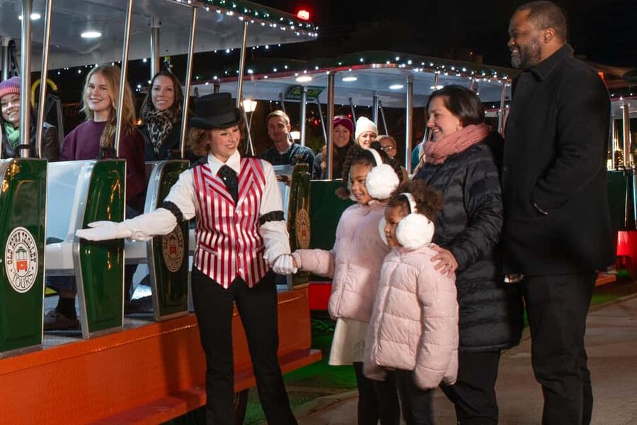 St Augustine: Nights of Lights Trolley Tour - A 40-minute ride with music instead of a lecture