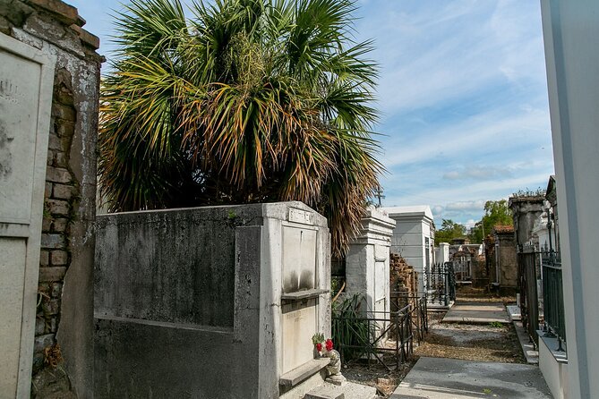 St. Louis Cemetery No. 1 Official Walking Tour - Starting inside Basin St. Station