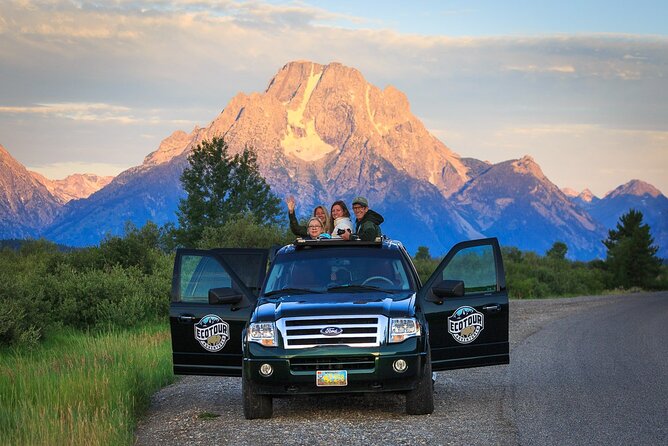 Sunset 4-Hour Grand Teton Wildlife Adventure - A four-hour search from Jackson into Grand Teton