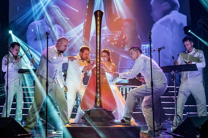 The Haygoods: Branson's Most Popular Show - Six siblings, 20-plus instruments, and a busy stage